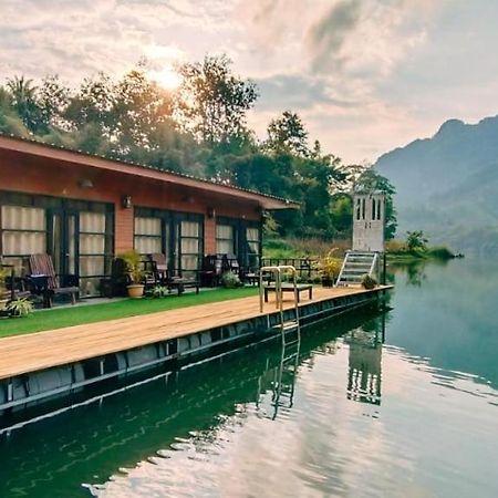 Ou River House Nongkhiaw Esterno foto