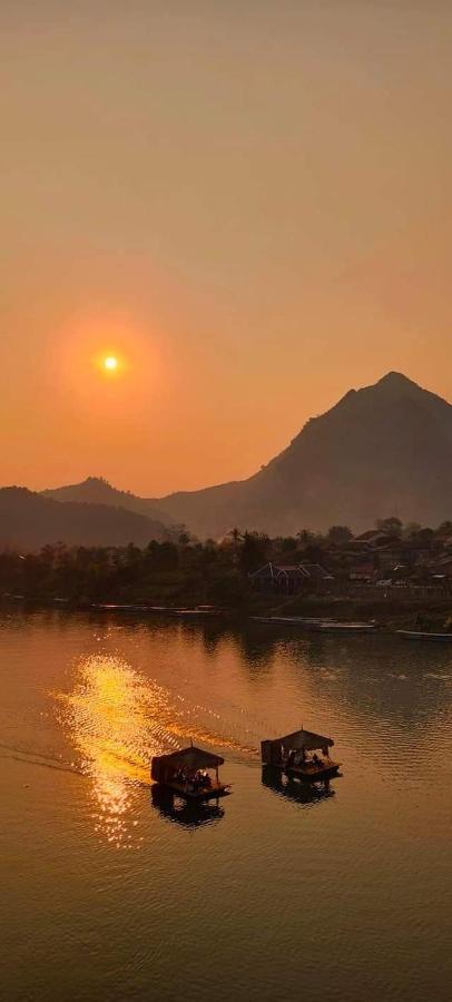 Ou River House Nongkhiaw Esterno foto