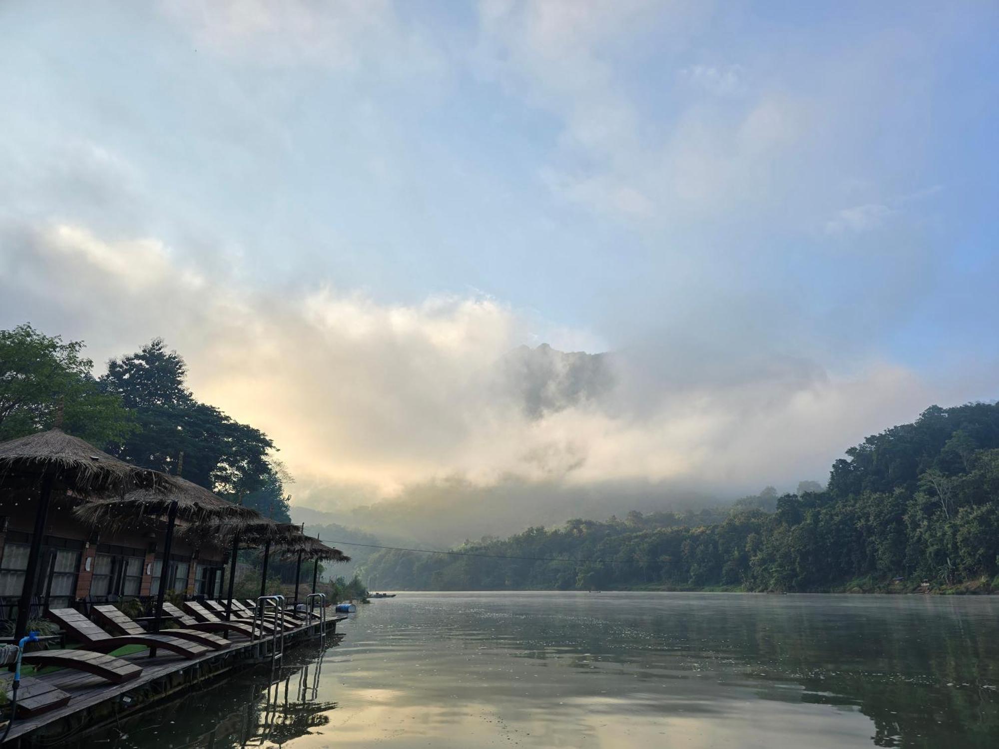Ou River House Nongkhiaw Esterno foto